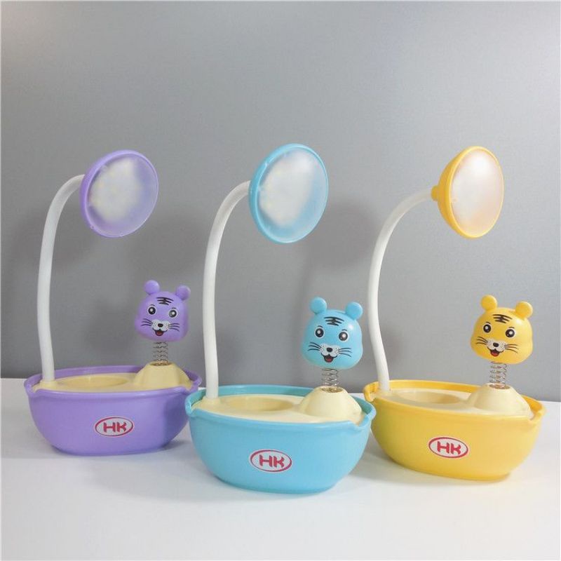 Đèn LED Để Bàn Có Giá Đỡ Điện Thoại Sạc Cổng USB Hình Thú Hoạt Hình (Bồn tắm)