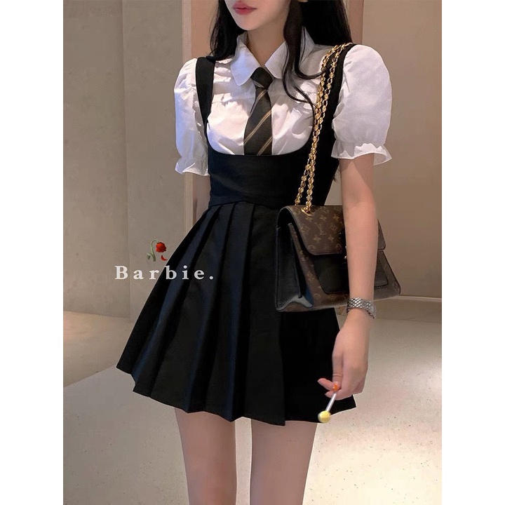 Set Áo Sơ Mi Tay Phồng + Đầm Yếm Màu Đen Phong Cách Nữ Sinh