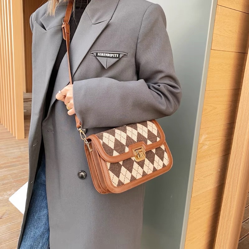 Túi Đeo Chéo Hoạ Tiết Kẻ Phong Cách Hàn Quốc Siêu Xinh