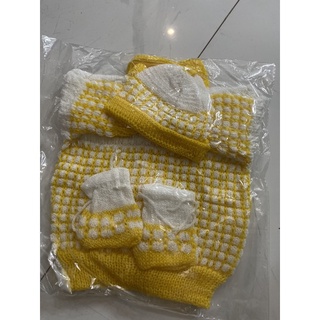 Sét áo nón vớ len sơ sinh 3-5kg