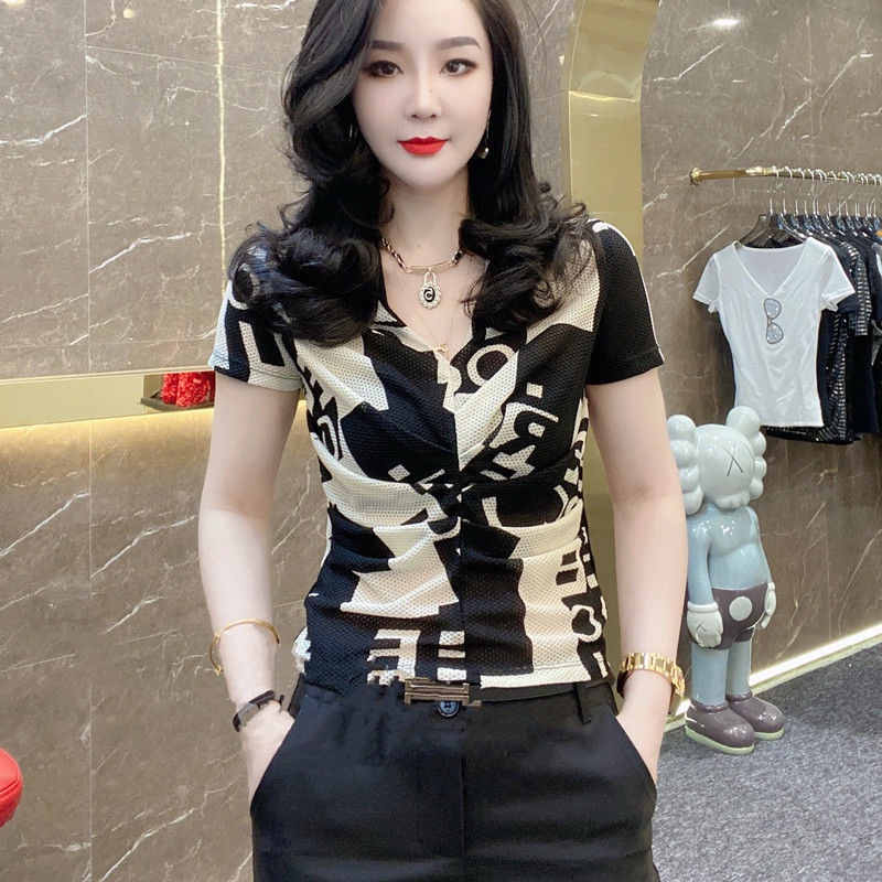 Áo Thun Tay Ngắn Cổ Chữ V Phối Lưới Thời Trang Mùa Hè Cho Mẹ Và Bé S7NG