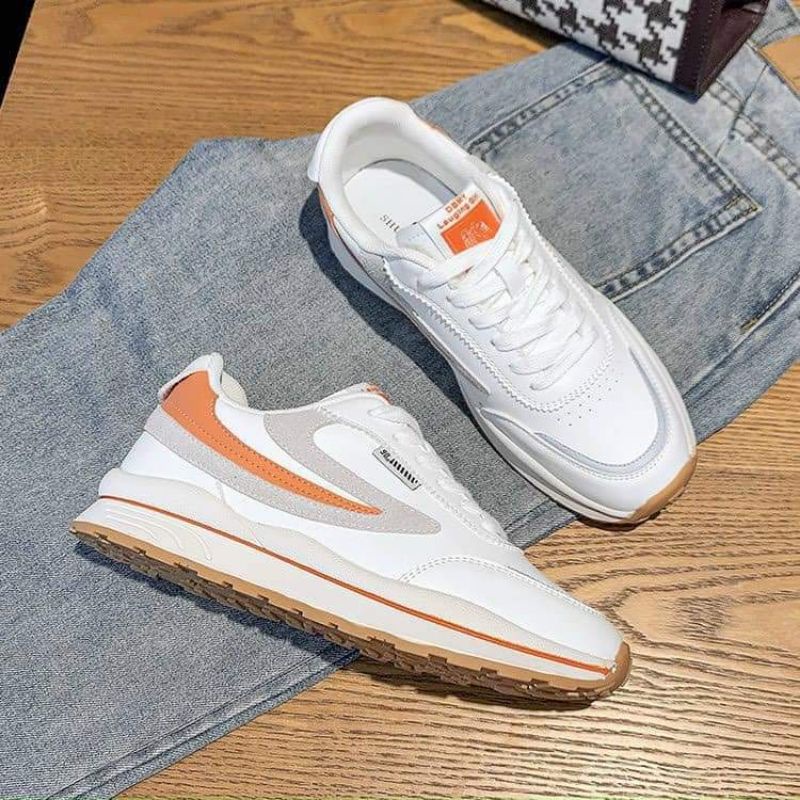 giày thể thao trắng viền hồng viền xanh