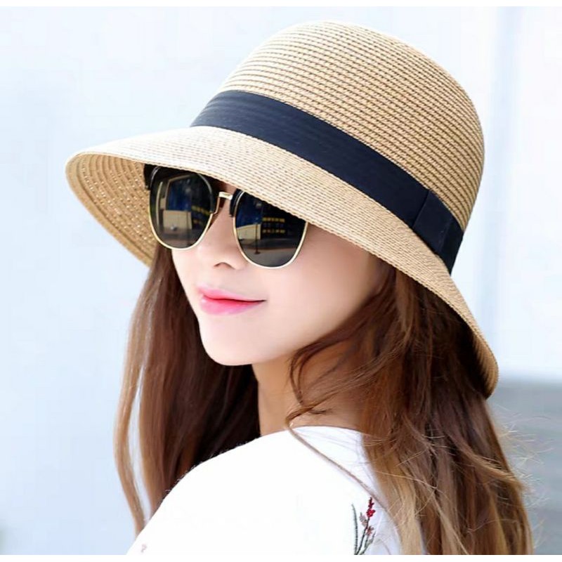 Mũ nón rộng vành đi biển chống nắng