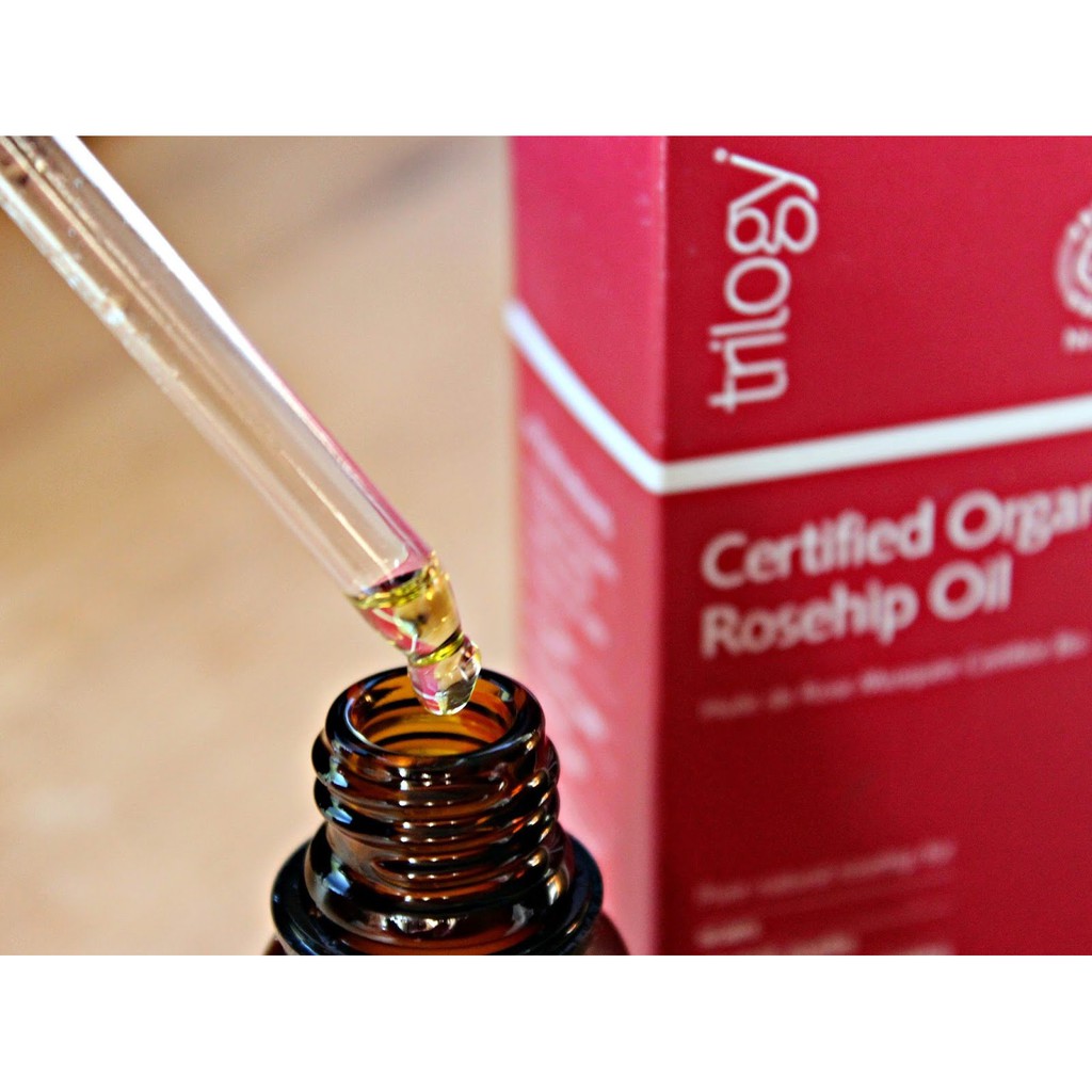 (45ml) Trilogy Certified Organic Rosehip Oil Tinh Dầu Nụ Tầm Xuân