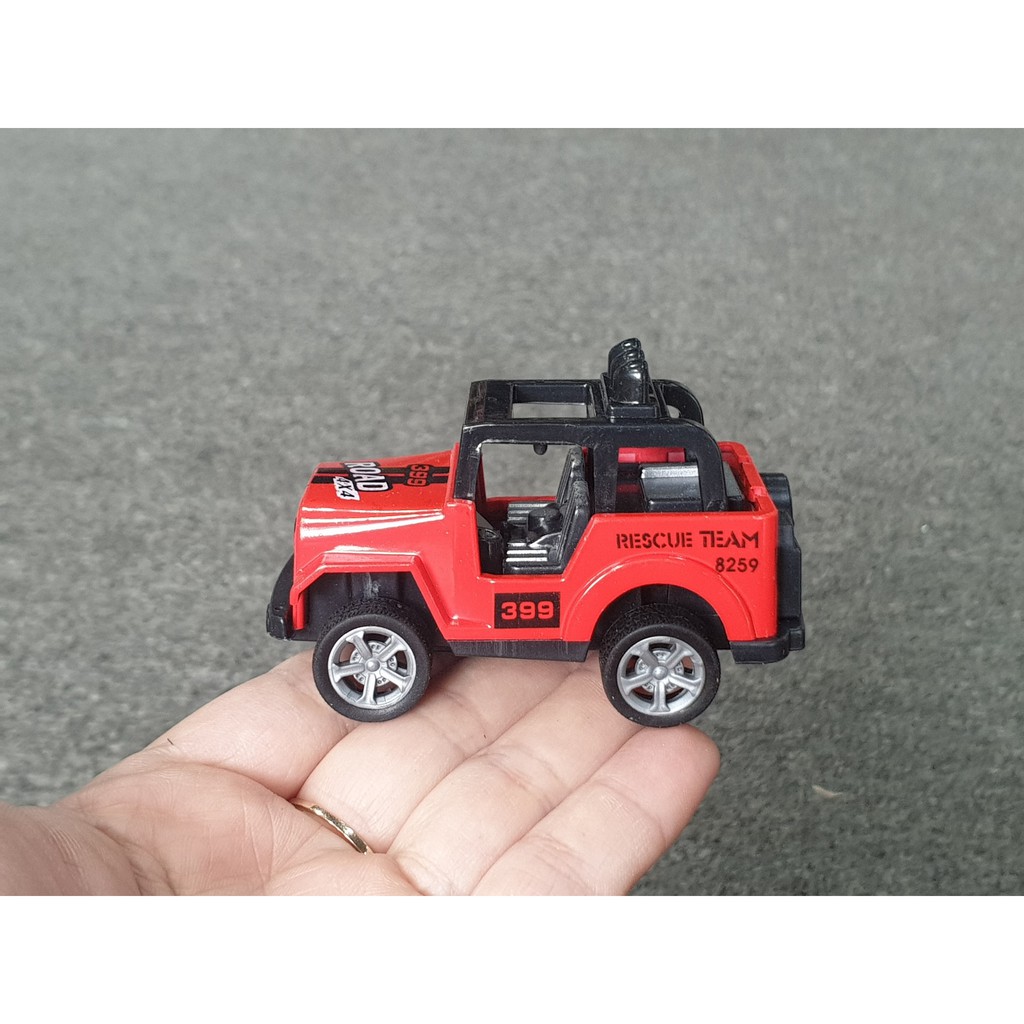 Xe Mô Hình Đồng Giá 25k - Mã 399-265D-04 . Xe Jeep Địa Hình Màu Đỏ Size Mini - Có Chạy Trớn