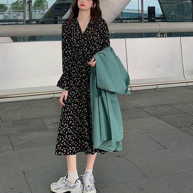 Women's Fashion Classic French Retro Classic Floral Print Long Sleeve V-neck Dress