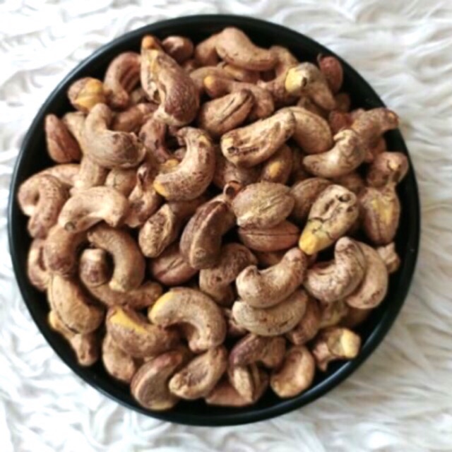 500GRAM ĐIỀU RANG MUỐI NGUYÊN LỤA (700-750Hạt/kg)