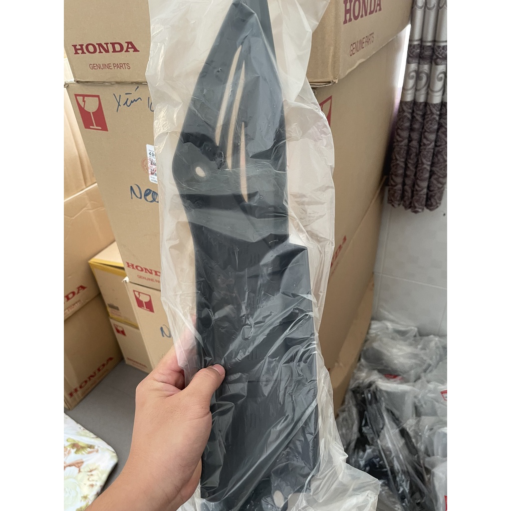 bát bô chắn nhiệt ống xả xe winner v1 hàng chính hãng 18356K56N10