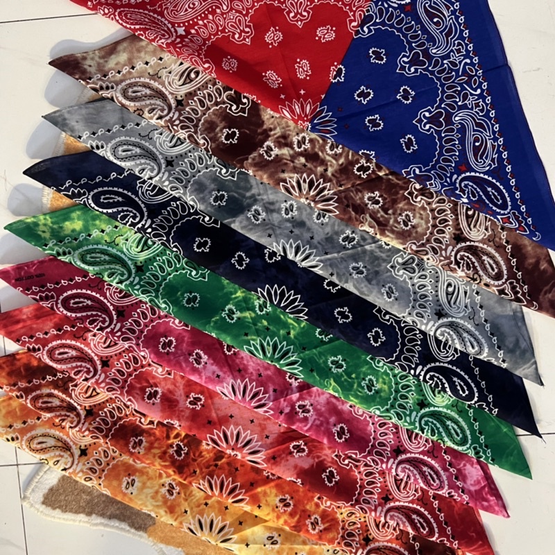 Khăn bandana cotton in hạt điều loang màu size 55x55cm
