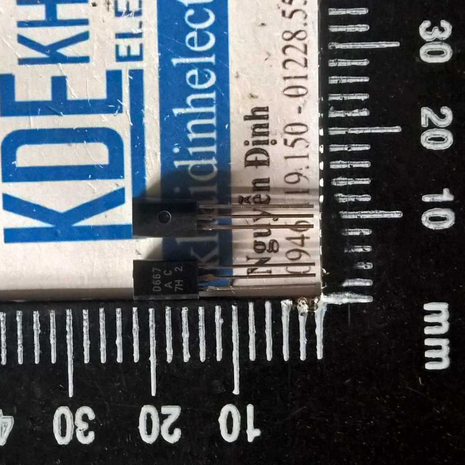 20 con 2SD667 D667 T0-92L 1A 100V NPN-TRANS loại thuận kde1556