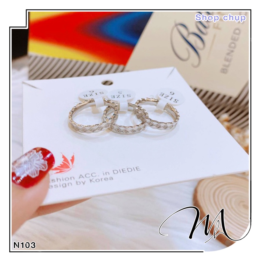 Nhẫn nữ Titan chạm hình thoi phối đá trắng - Măng's House N103