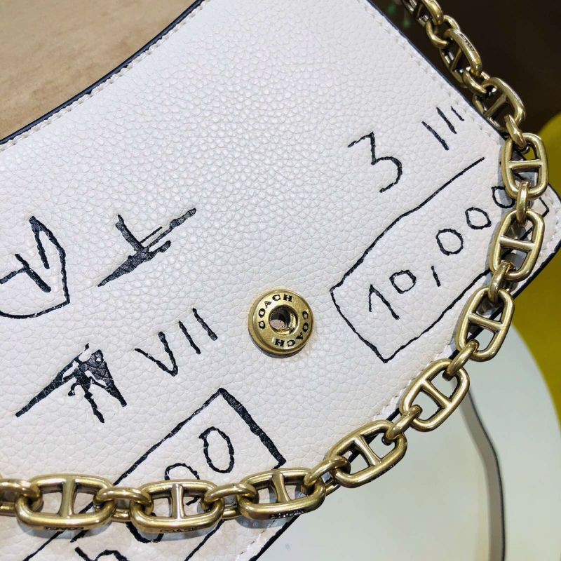Túi Coach Michel Basquiat