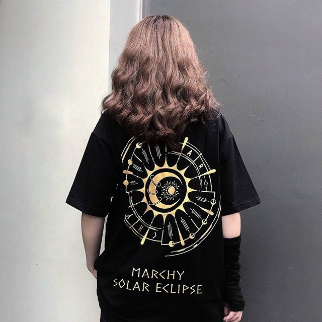 Áo phông tay lỡ unisex mặt trăng hot trend cá tính dáng rộng