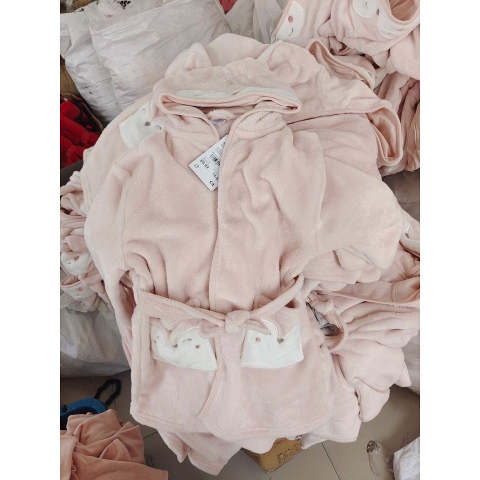 Áo choàng tắm dư xịn C&A