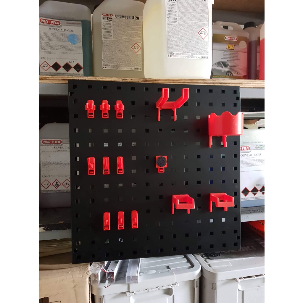 BẢNG TREO DỤNG CỤ CHĂM SÓC XE ĐEN- TRẮNG