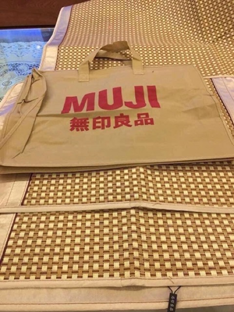 Chiếu Muji điều hoà kèm gối