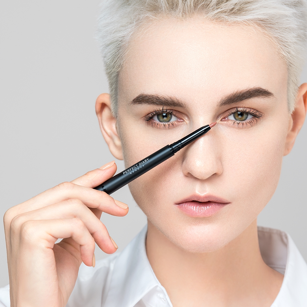 Thỏi kem bắt sáng vùng mắt Perfect Diary chống thấm nước 0.61g tích hợp đầu tạo độ bóng 0.2g | BigBuy360 - bigbuy360.vn