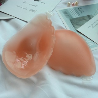 Bra dán núm vú chất liệu silicon thông thoáng