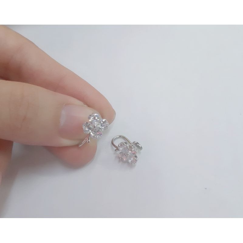 KHUYÊN KẸP HÌNH HOA ĐÍNH ĐÁ/ KHUYÊN THÉP Y TẾ