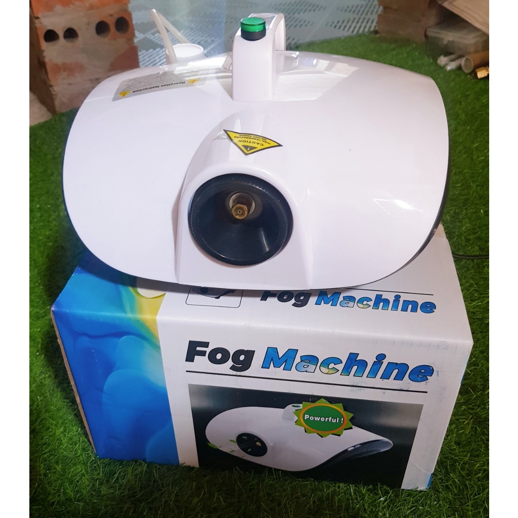 Máy khử mùi, diệt khuẩn ô tô FOG MACHINE- tặng 500ml tinh dầu khử mùi ô tô Nano bạc