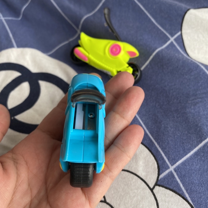 Chuốt viết chì hình chiếc xe mô tô