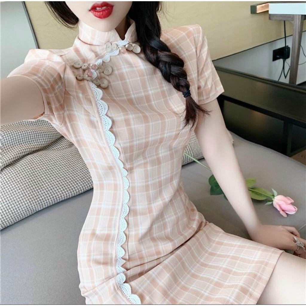 Đầm sườn xám sọc caro với màu siêu hot thích hợp đi chơi, dạo phố