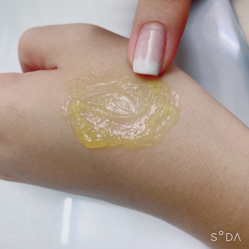 C SKIN.02 - Gel Tẩy Tế Bào Chết Toàn Thân Hương Dứa