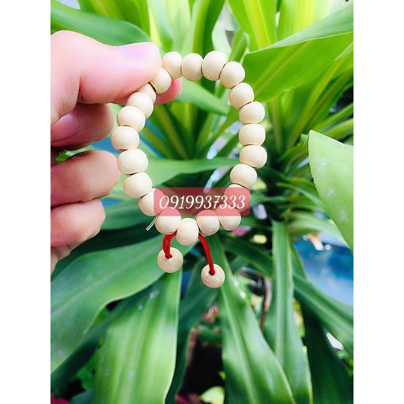 Vòng gỗ dâu cho bé
