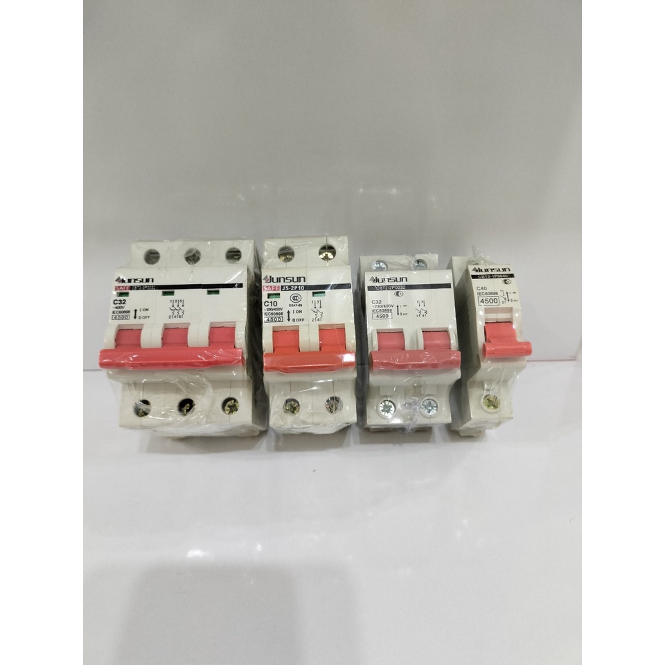 CẦU DAO TỰ ĐỘNG  MCB LOẠI 1 CỰC TỪ 32A - 63A