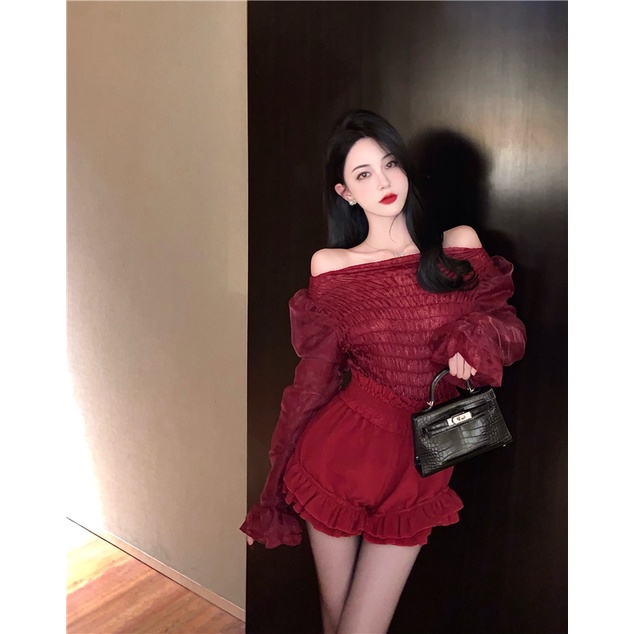 (ORDER) Áo trễ vai voan tay dài+ quần short bí ngô lá sen màu đỏ sexy
