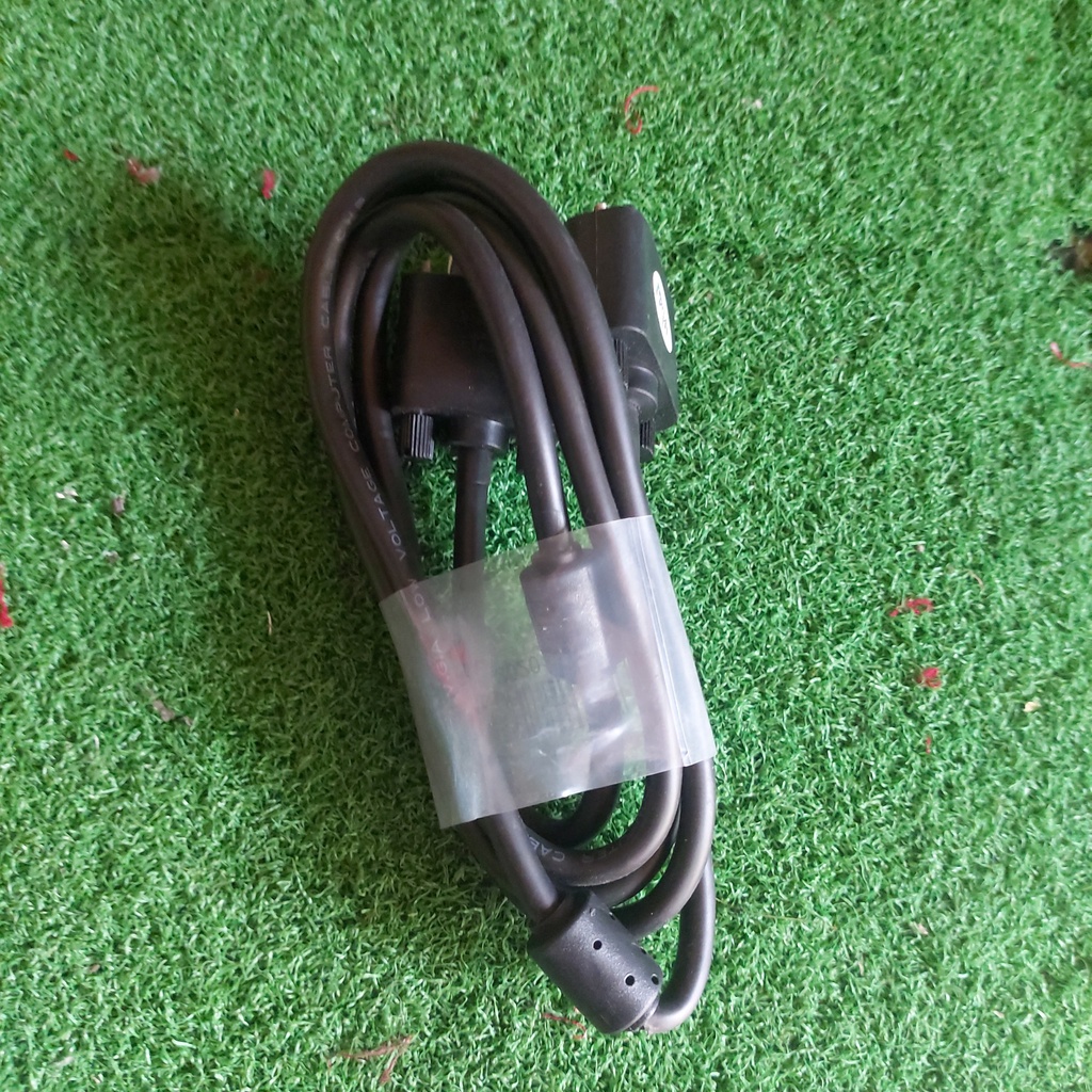 Dây cáp VGA dài 1,5 mét bấm sẵn 2 đầu mới chính hãng