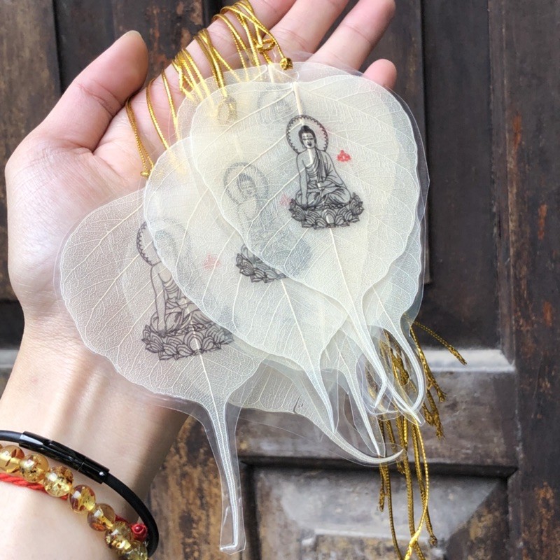  Lá Bồ Đề Trắng có dây treo xe ô tô - Bình an, may mắn | BigBuy360 - bigbuy360.vn