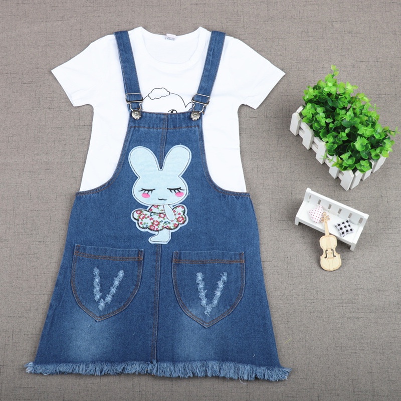 Đầm Yếm Jeans In Hình Thỏ Xinh Xắn Cho Bé Gái