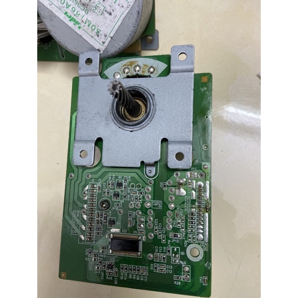 Motor 2.7-3A DC 12-24v brushless BLDC trục 6mm