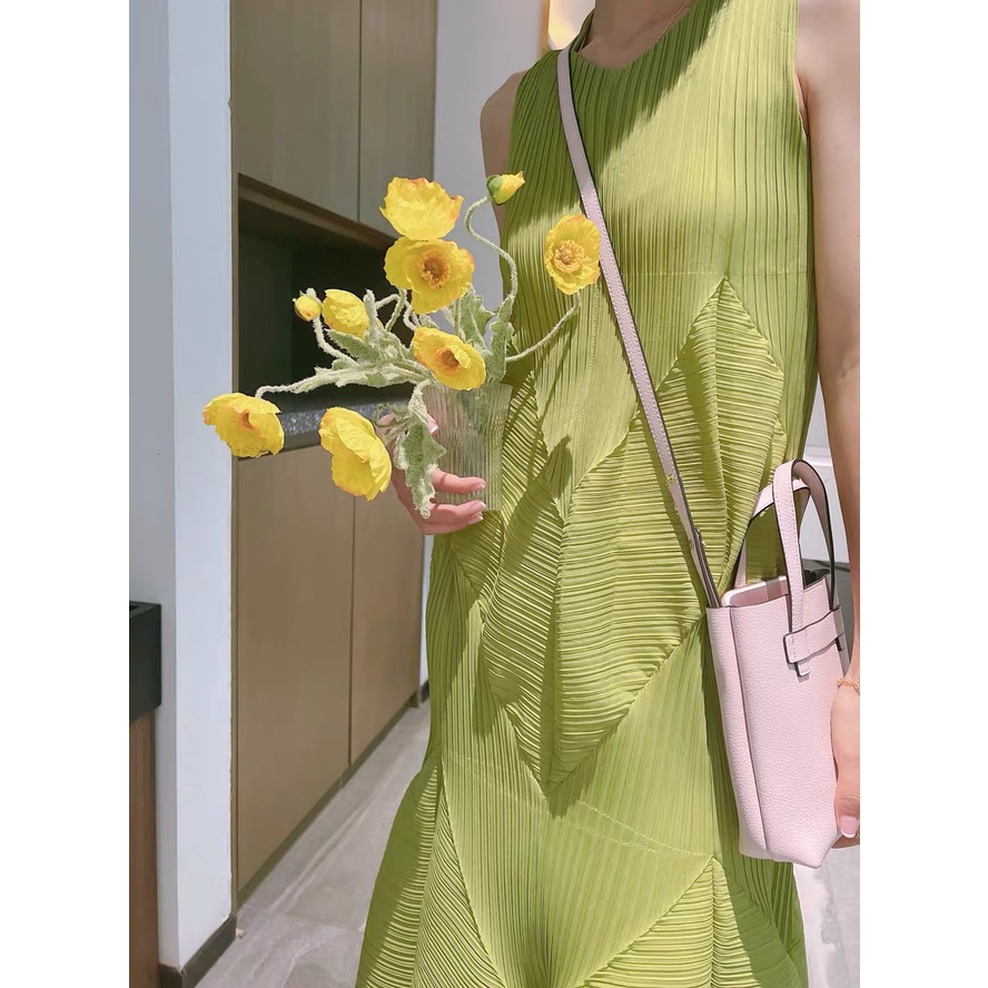 [Ảnh thật/Sẵn] Váy maxi ba lỗ dáng dài gân đũi đuôi cá - Đầm khoét nách cổ tròn dáng xòe