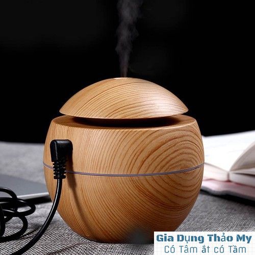 Máy xông tinh dầu vân gỗ - Giao màu ngẫu nhiên -Tinh dầu