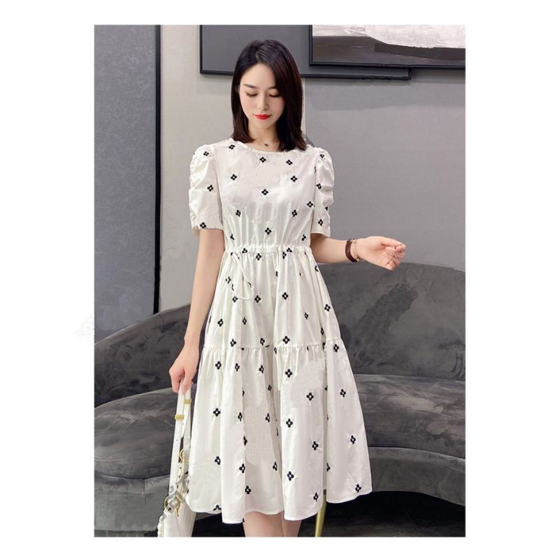 Đầm tiểu thư dáng basic hoa in