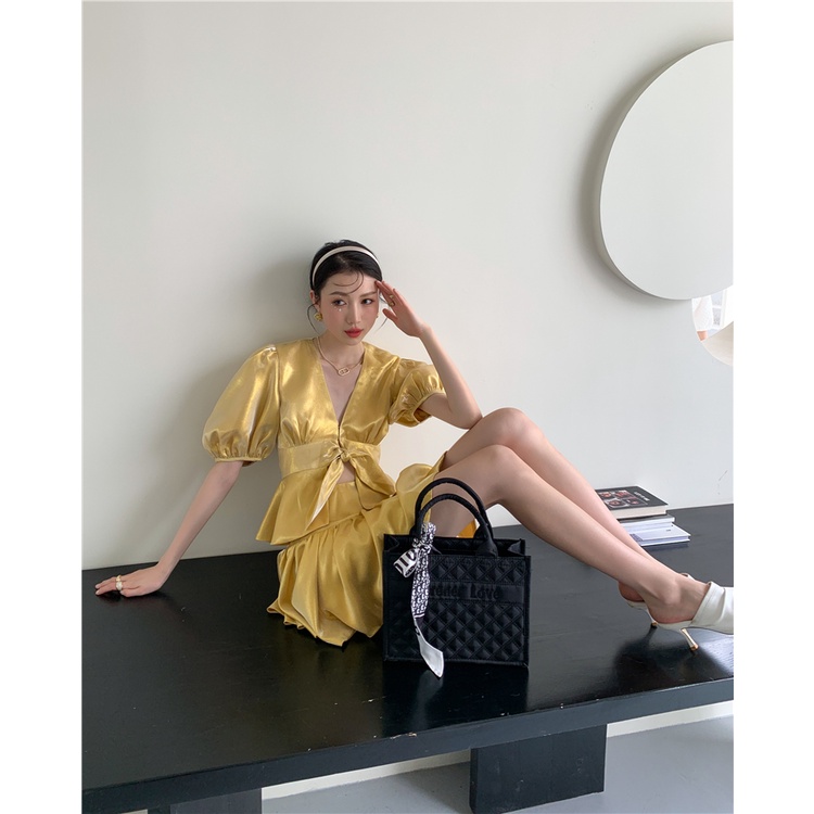 Bộ Trang Phục Hai Mảnh Gồm Áo Và Váy Ngắn Phong Cách Hong Kong Cổ Điển Sang Trọng Dành Cho Bạn Nữ Mặc Hàng Ngày