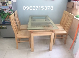 Bàn ăn gỗ sồi nga.