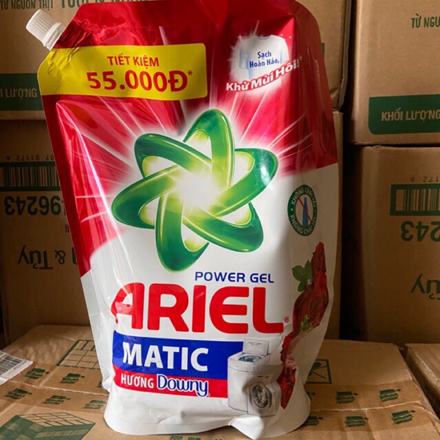 Nước giặt ariel hương downy