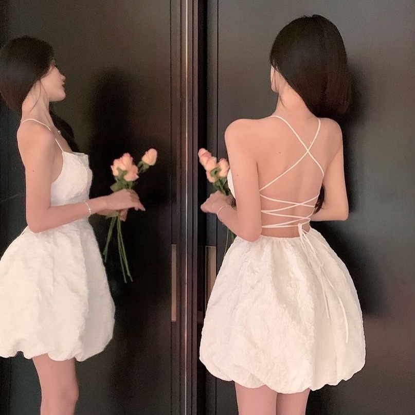 Đầm Body Gấm Dây Đan Lưng Trắng Đen Xòe Phong Cách Ulzzang Hot Trend