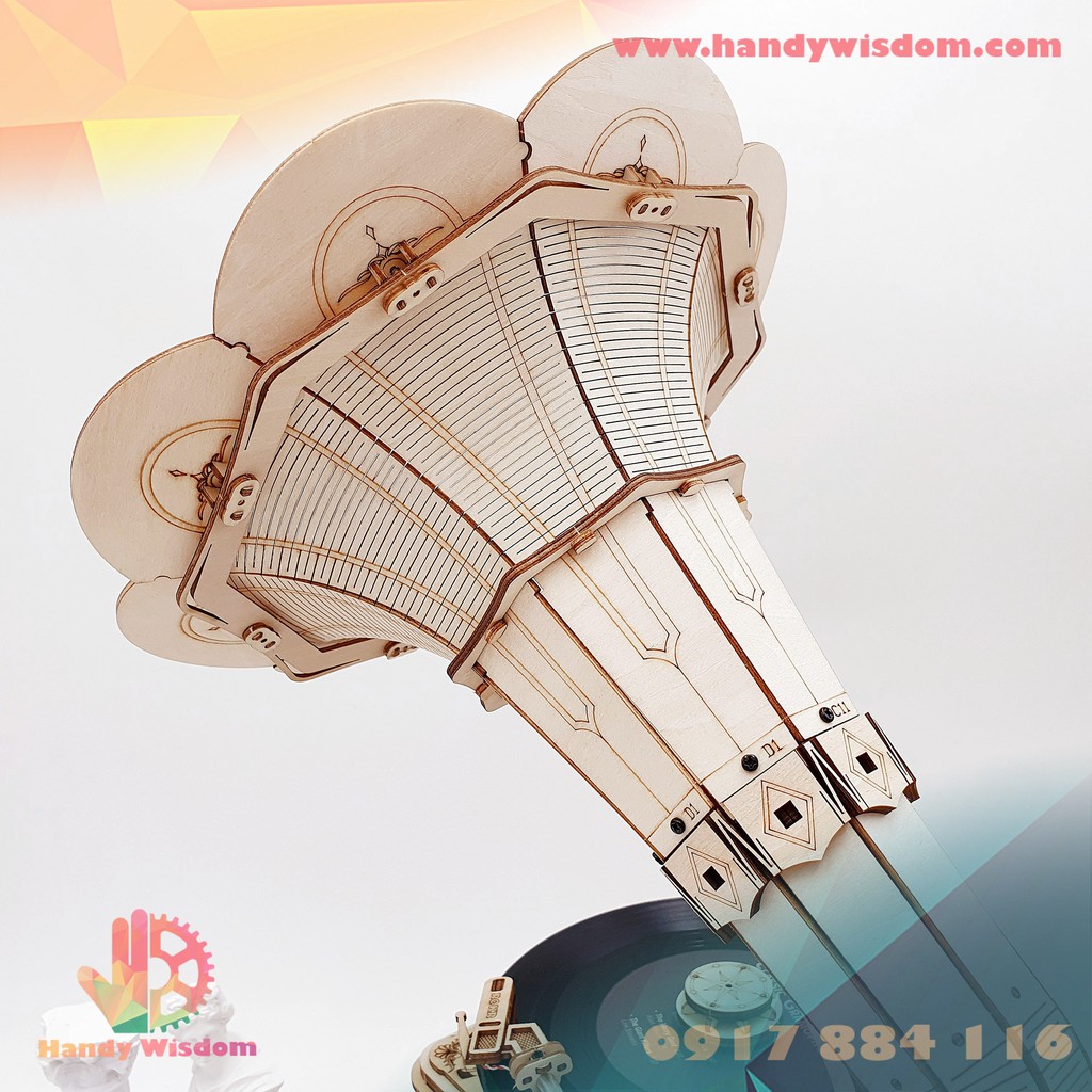 - Máy phát nhạc cổ điển - Robotime Classic Gramophone LKB01