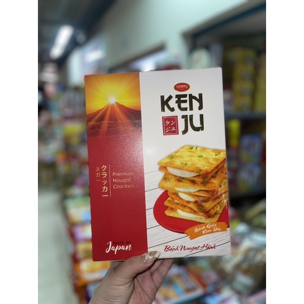 BÁNH KENJU CRACKER VỊ RAU NHÂN KEM DẺO GÓI/ HỘP