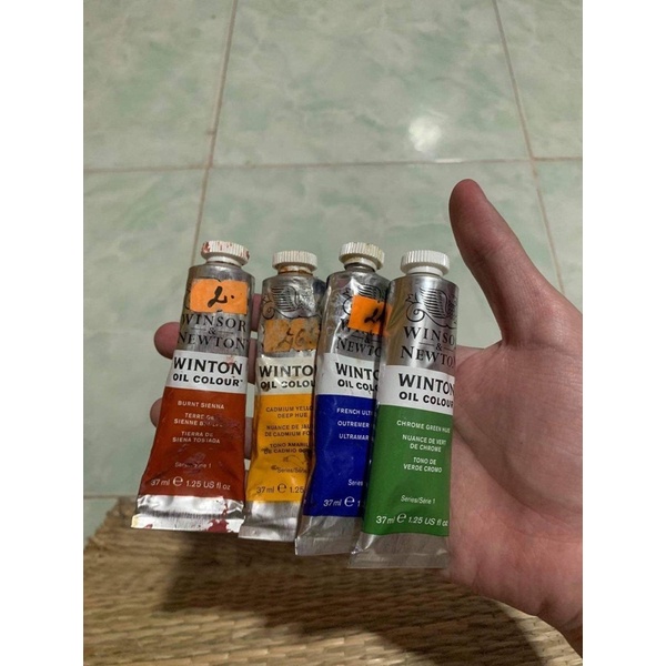 Bộ dụng cụ làm hoa đất sét tự chọn của khách hàng. Bao gồm khuôn, gân, kẽm, chậu mini, màu Winton và màu vẽ acrylic
