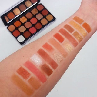 PHẤN MẮT REVOLUTION FOREVER FLAWLESS DECADENT