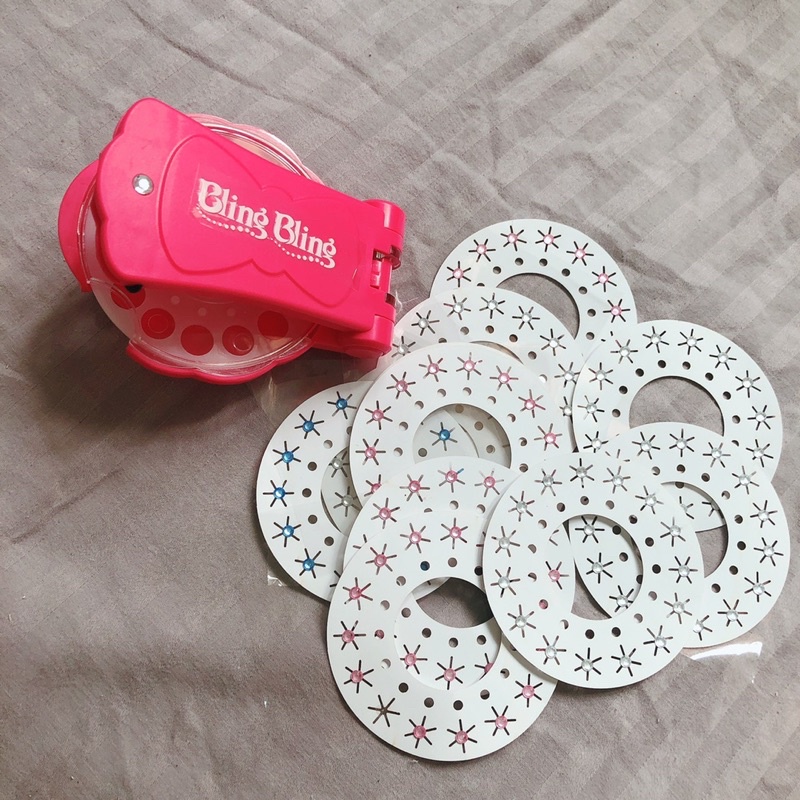 Đồ bấm - Máy bấm hạt đá lấp lánh trang trí tóc, túi xách, quần áo làm đẹp cho bé và cho mẹ