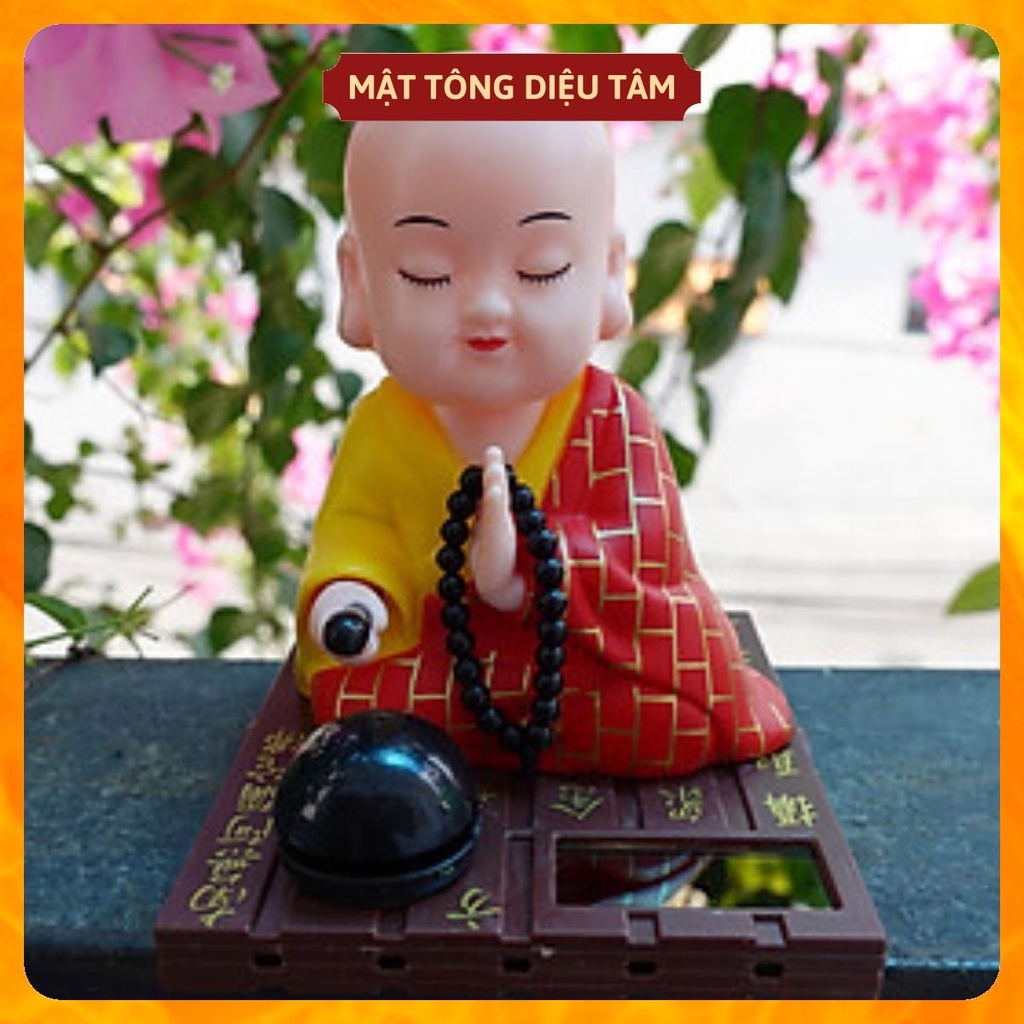 Tượng phật chú tiểu gõ mõ năng lượng ánh sáng tượng phật  trang trí ô tô,để bàn tượng phật  loại đẹp
