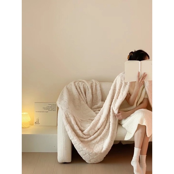 Chăn cừu tim mẫu mới hàng nhập khẩu cao cấp , chăn nỉ tuyết lông mịn màng , chăn cừu tuyết hình trái tim SHOP VŨ THỊ THƠ