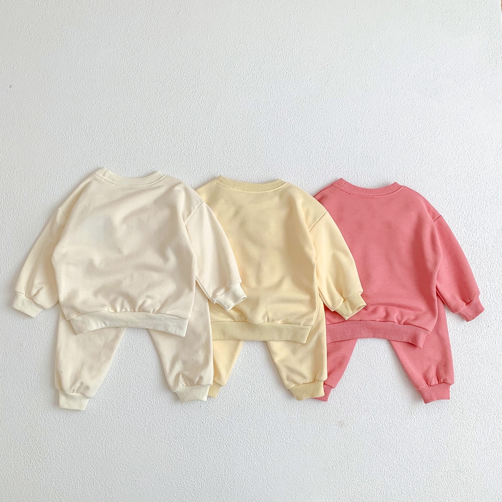 Bộ Đồ Thể Thao Áo Sweater Chui Đầu In Hình Gấu Nhỏ Dễ Thương Cho Bé