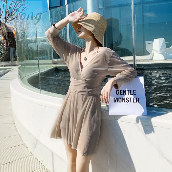 Bộ Đồ Bơi Một Mảnh Kín Đáo Cho Nữ | BigBuy360 - bigbuy360.vn